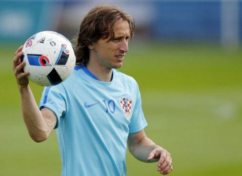 大结局了？北京或签麦基与周琦组双塔 哈雷尔的教训仍在眼前