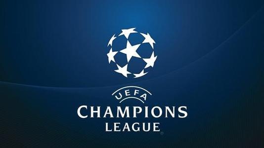 的中后卫组 的中后卫组